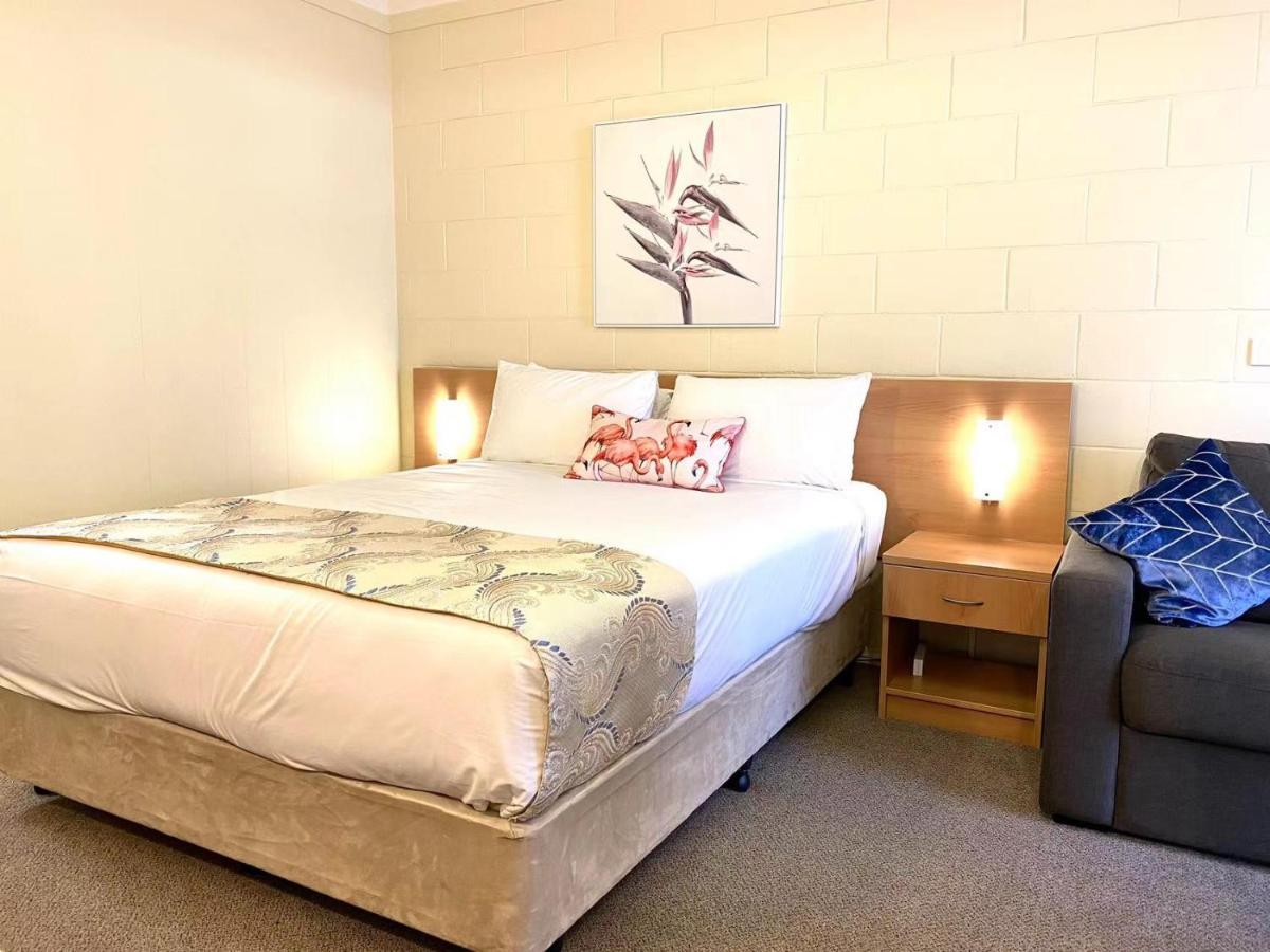 Apollo Motel Parkes Esterno foto