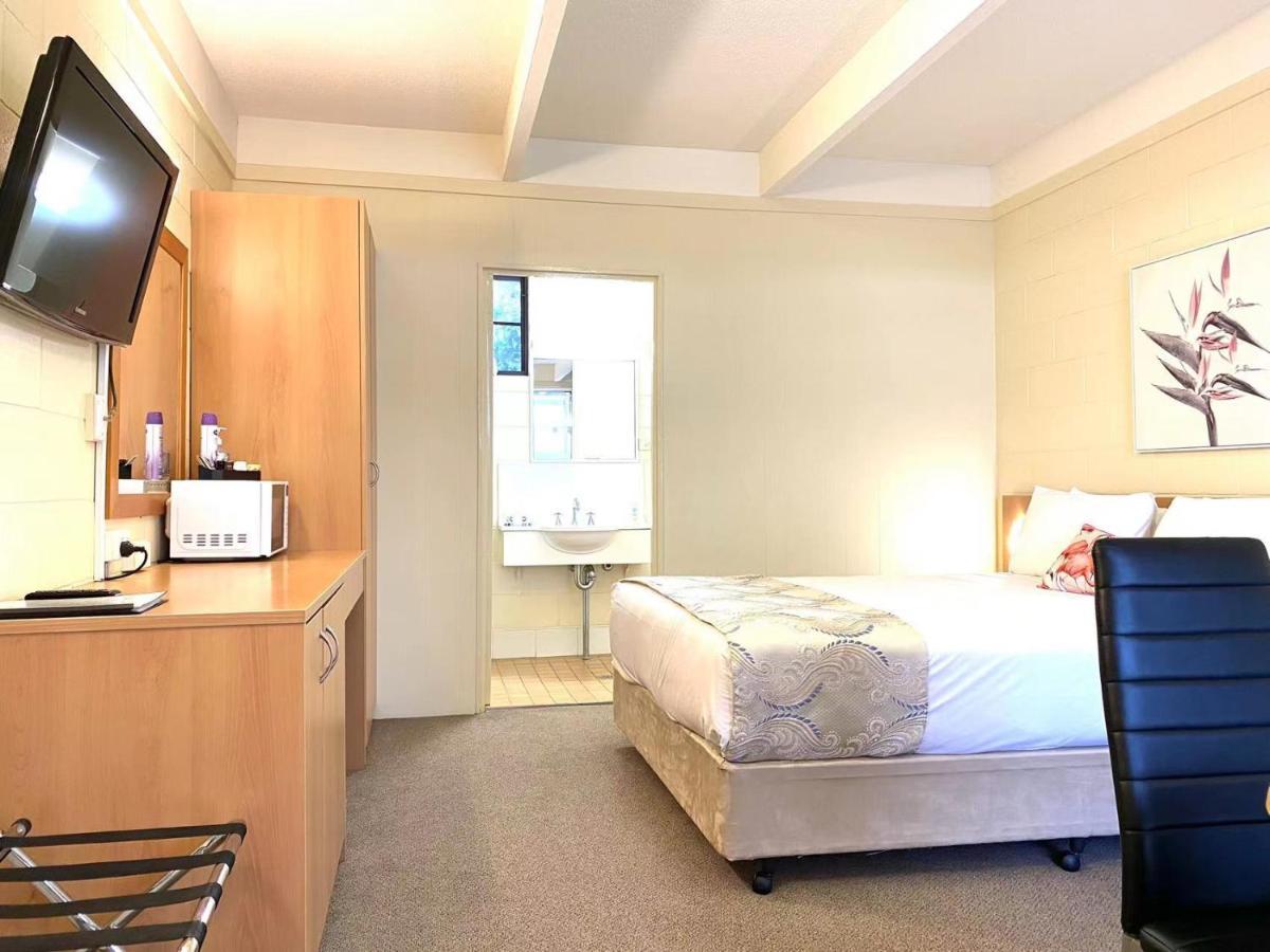 Apollo Motel Parkes Esterno foto