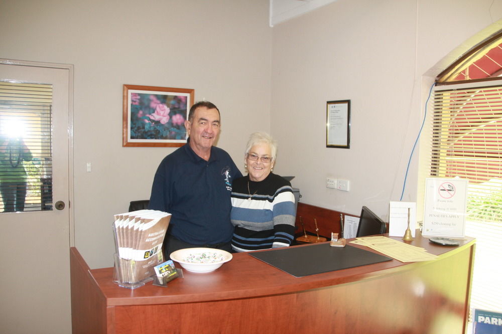 Apollo Motel Parkes Esterno foto